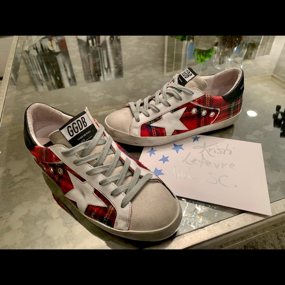 ❌SOLD❌ Golden Goose Superstars.